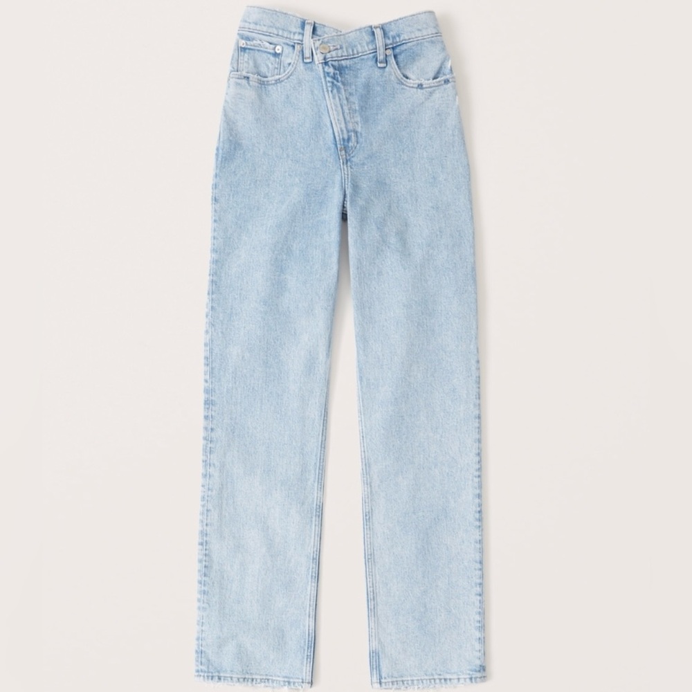 Abercrombie & Fitch NWT 90s Straight Ultra High Rise 27T Jean